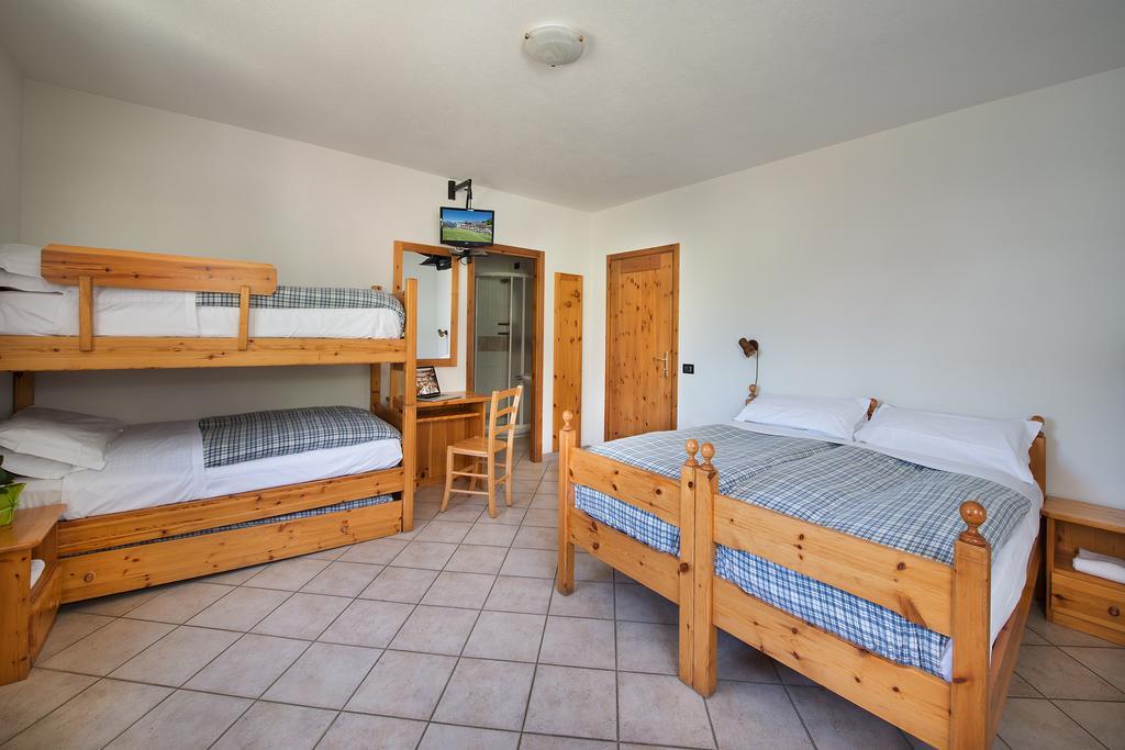 Hotel Gallo Cedrone Valdisotto Rom bilde