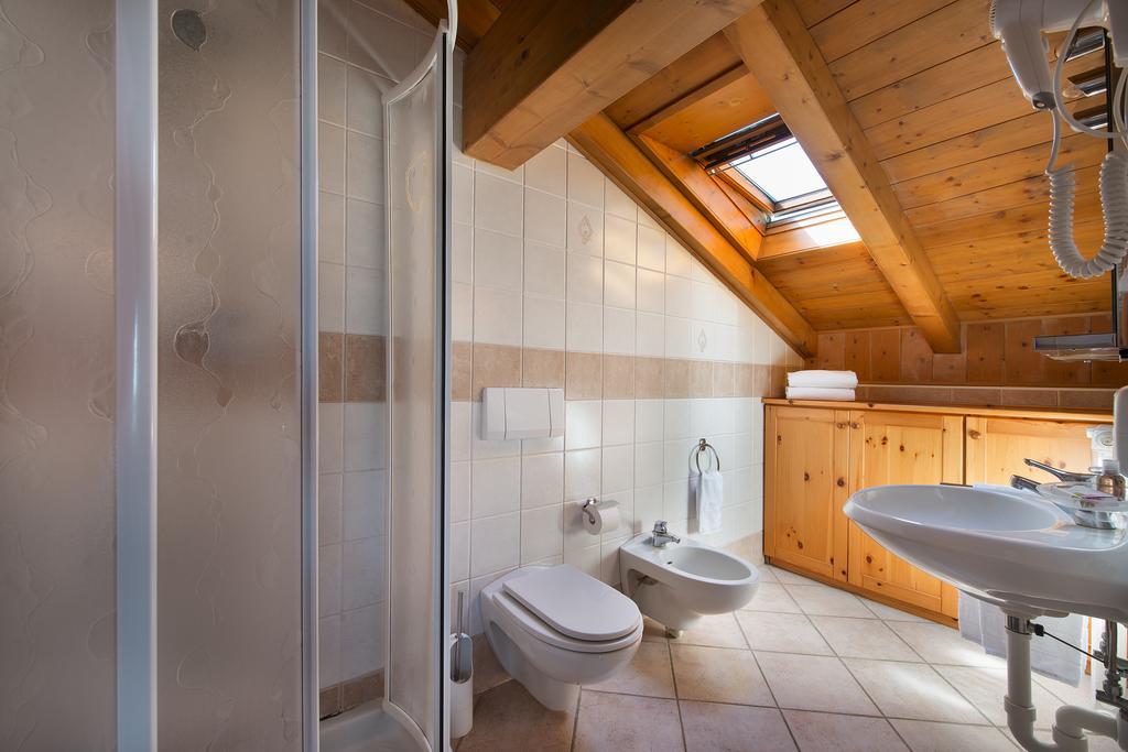 Hotel Gallo Cedrone Valdisotto Rom bilde