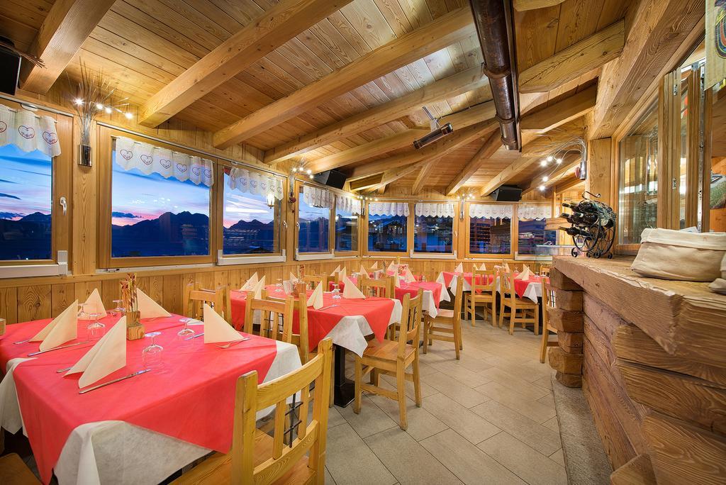 Hotel Gallo Cedrone Valdisotto Eksteriør bilde